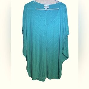 Ava & Viv Kaftan Style Top